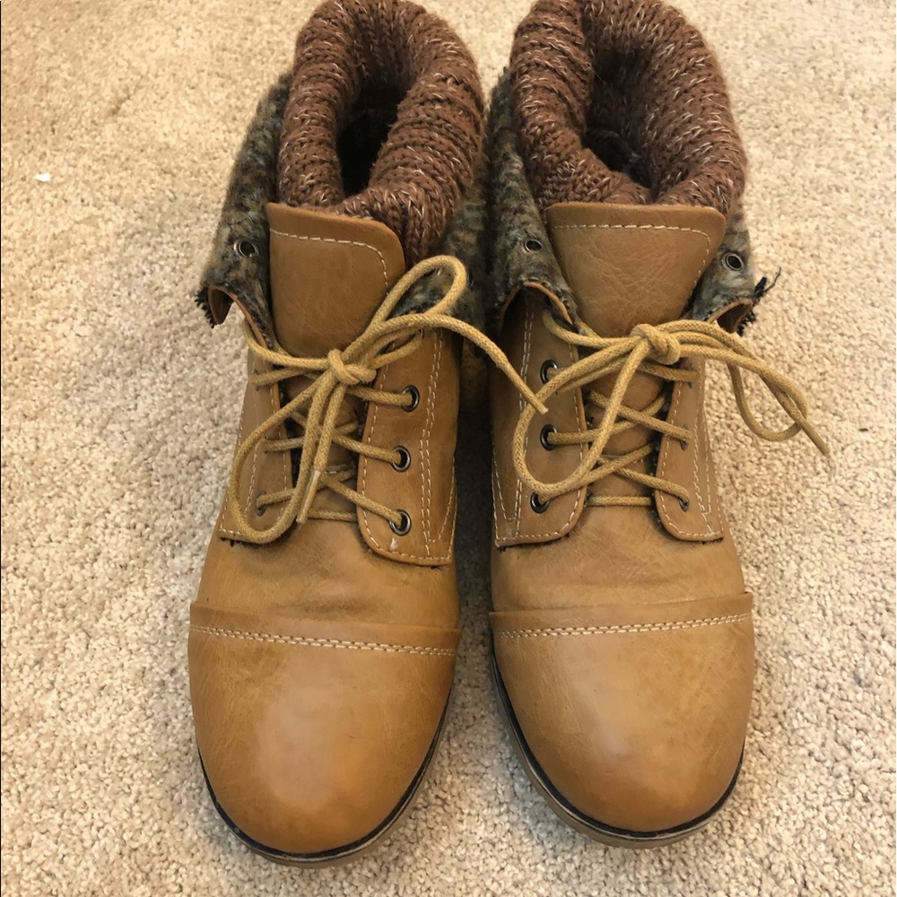 cozy brown boots from Refresh